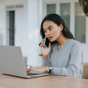 img of someone making a phone call