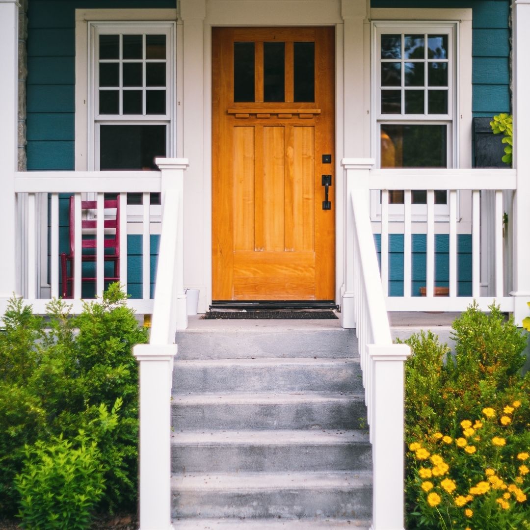 front door to home, showing potential entryway